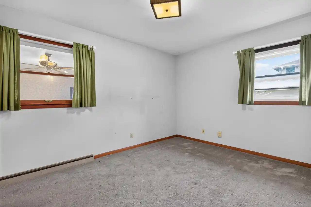 4th image of 916 Jefferson Street Street, West Bend, WI 53090 | MLS# 1976167