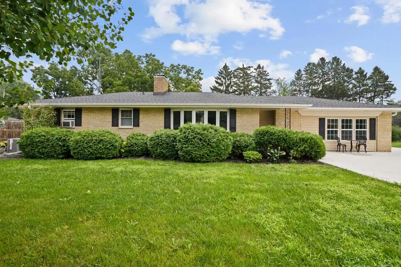 1st image of 4223 Canterbury Lane Lane, Mount Pleasant, WI 53403 | MLS# 1976166