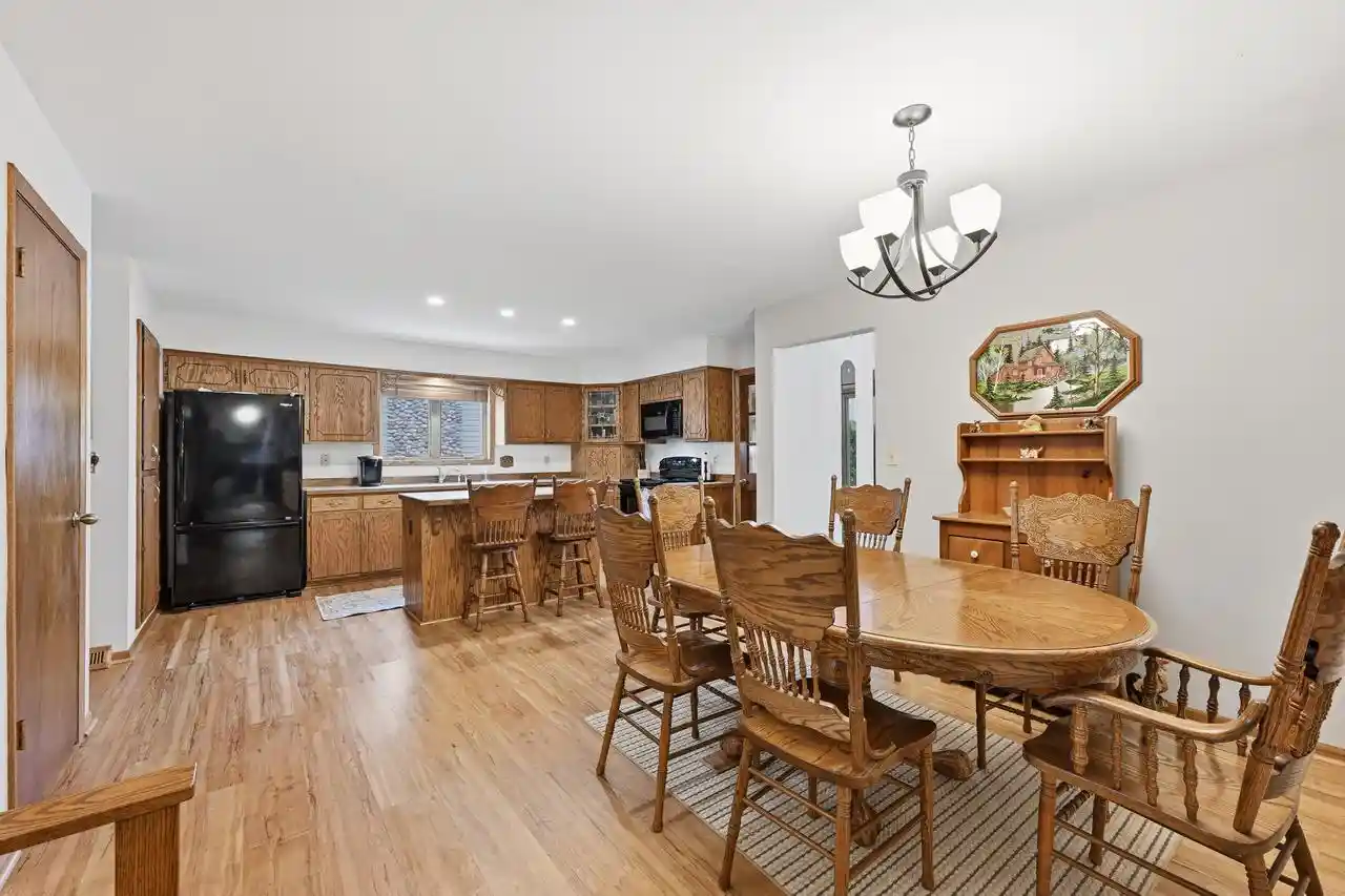 Photo 3 of Single family home for sale at 27346 Foxhaven Dr Dr, Waterford, WI 53185 | MLS# 1976186 | Listing updated on 2026-10-10