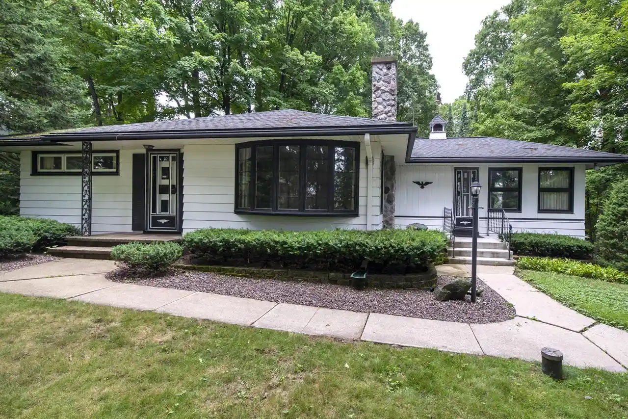 image of 755 Adelmann Avenue Avenue, Brookfield, WI 53045 | MLS# 1976180