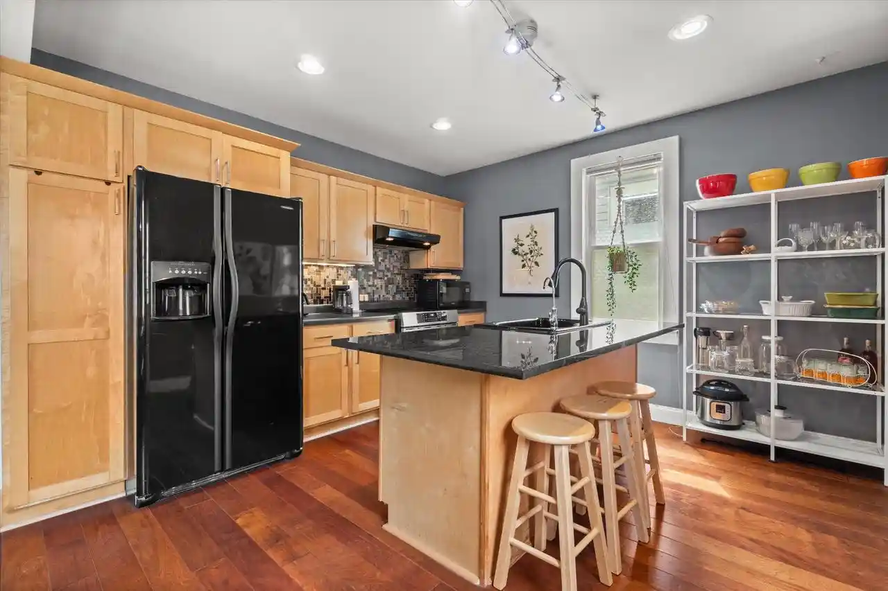 Photo 4 of Single family home for sale at 2501 S Lenox Street Street, Milwaukee, WI 53207 | MLS# 1976181 | Listing updated on 2026-09-17
