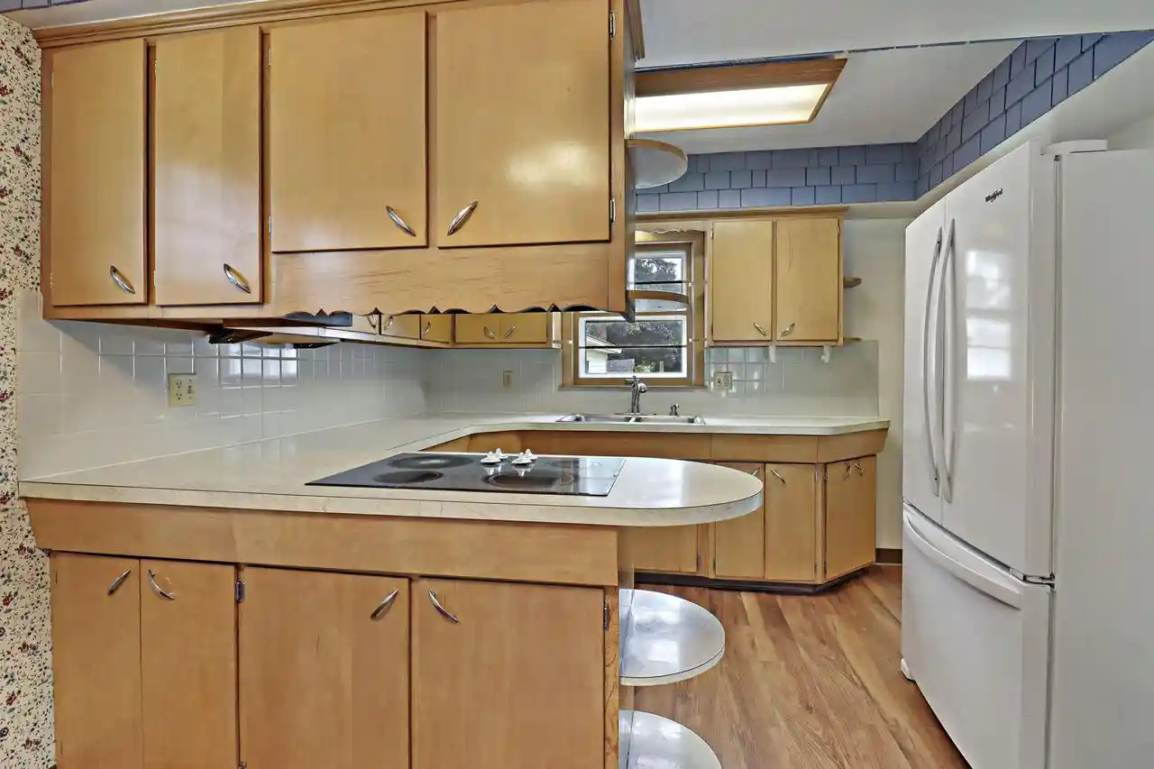 2nd image of 8920 20th Avenue Avenue, Kenosha, WI 53143 | MLS# 1976191