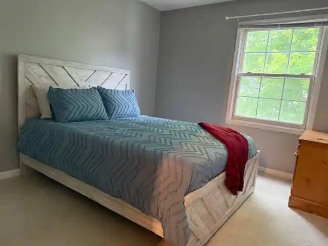 3rd image of 4108 80th Pl Pl, Kenosha, WI 53142