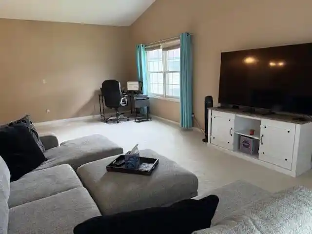 4th image of 4108 80th Pl Pl, Kenosha, WI 53142