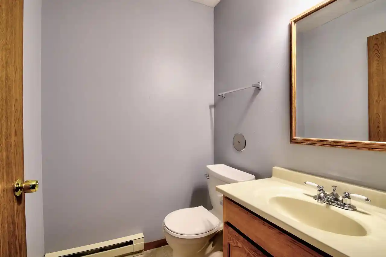 4th image of 1141 Vogt Dr Dr #3, West Bend, WI 53095 | MLS# 1976195