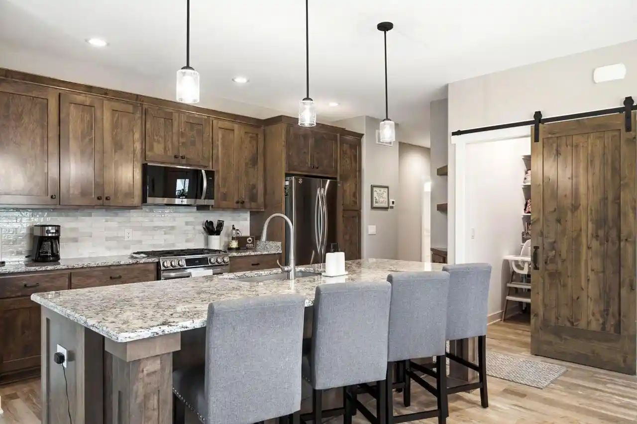 5th image of 627 Lambert Court Court, Slinger, WI 53086 | MLS# 1976210
