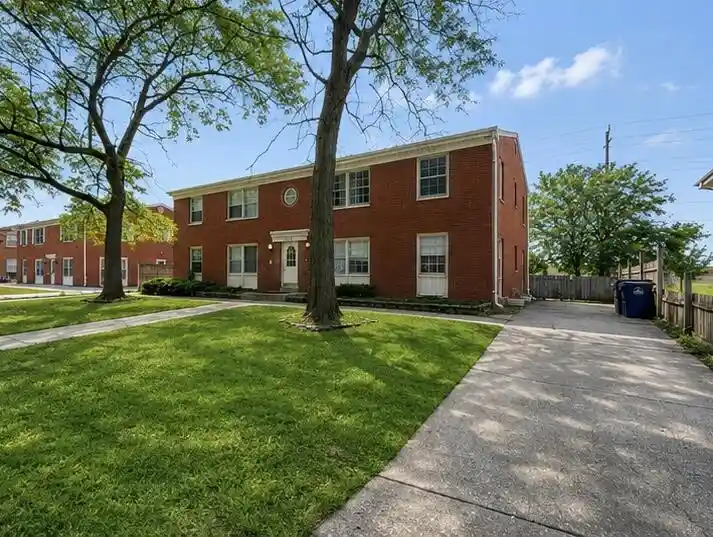 1st image of 4048 Marquette Dr Dr, Racine, WI 53402 | MLS# 1976229