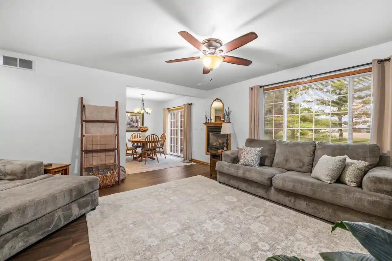 4th image of 1133 Ellys Way Way, Slinger, WI 53086 | MLS# 1976219