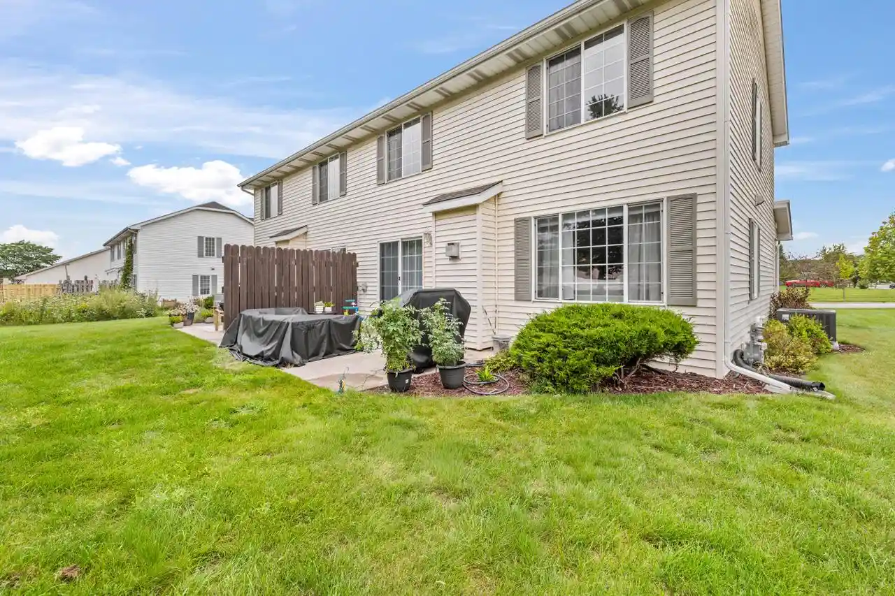 30th image of 1133 Ellys Way Way, Slinger, WI 53086 | MLS# 1976219