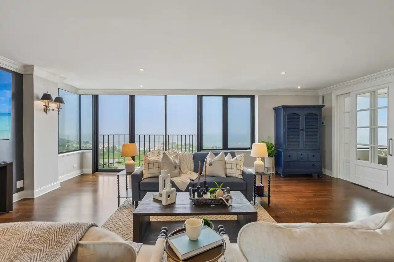Photo 1 of Condo for sale at 929 N Astor Street Street #2706-08, Milwaukee, WI 53202 | MLS# 1976221 | Listing updated on 2026-08-20