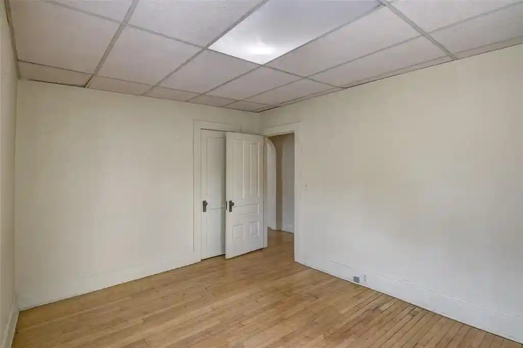 Photo 4 of Single family home for sale at 1022 E Madison Street Street, Eau Claire, WI 54703 | MLS# 1604163 | Listing updated on 2026-09-19