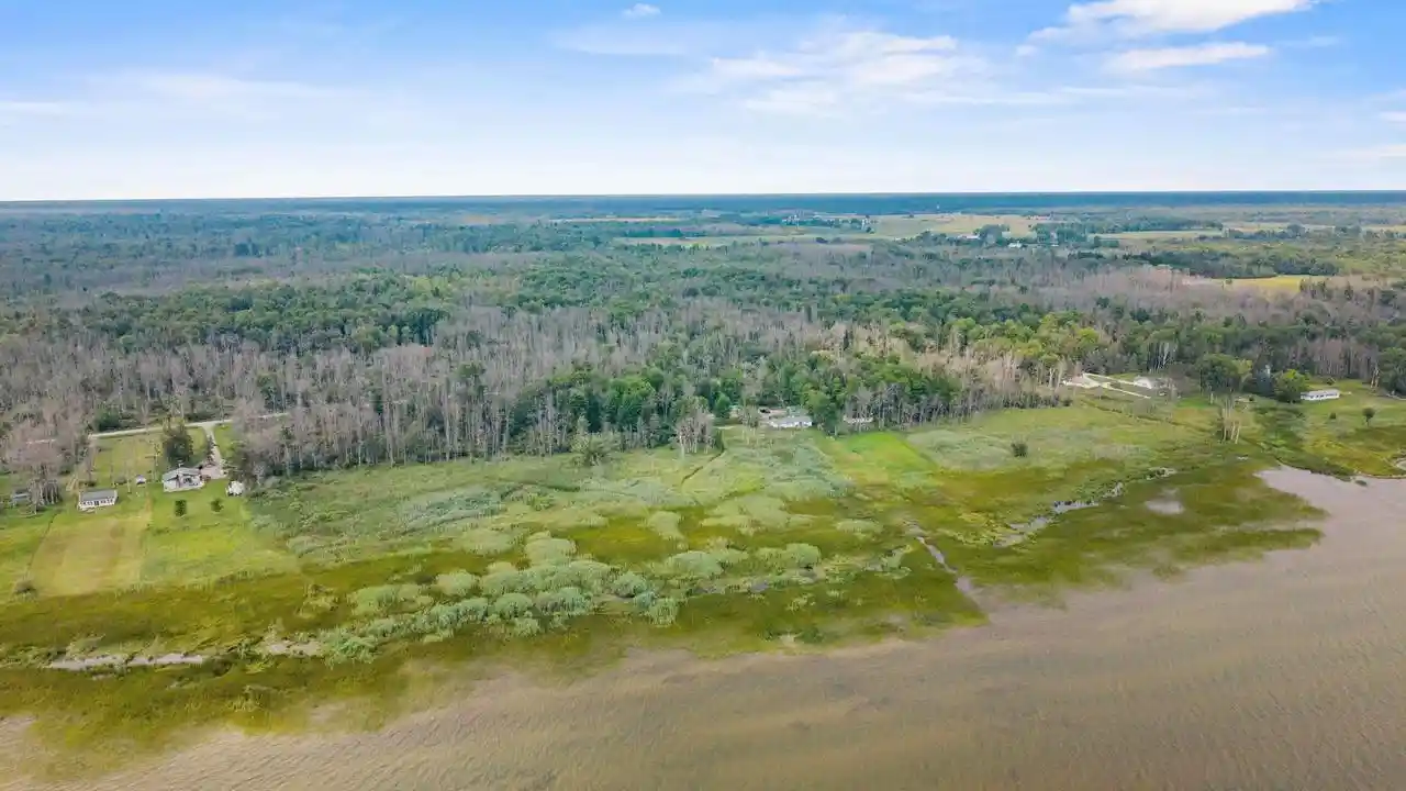 8th image of 245 Bay Road Road, Peshtigo, WI 54157 | MLS# 50331000
