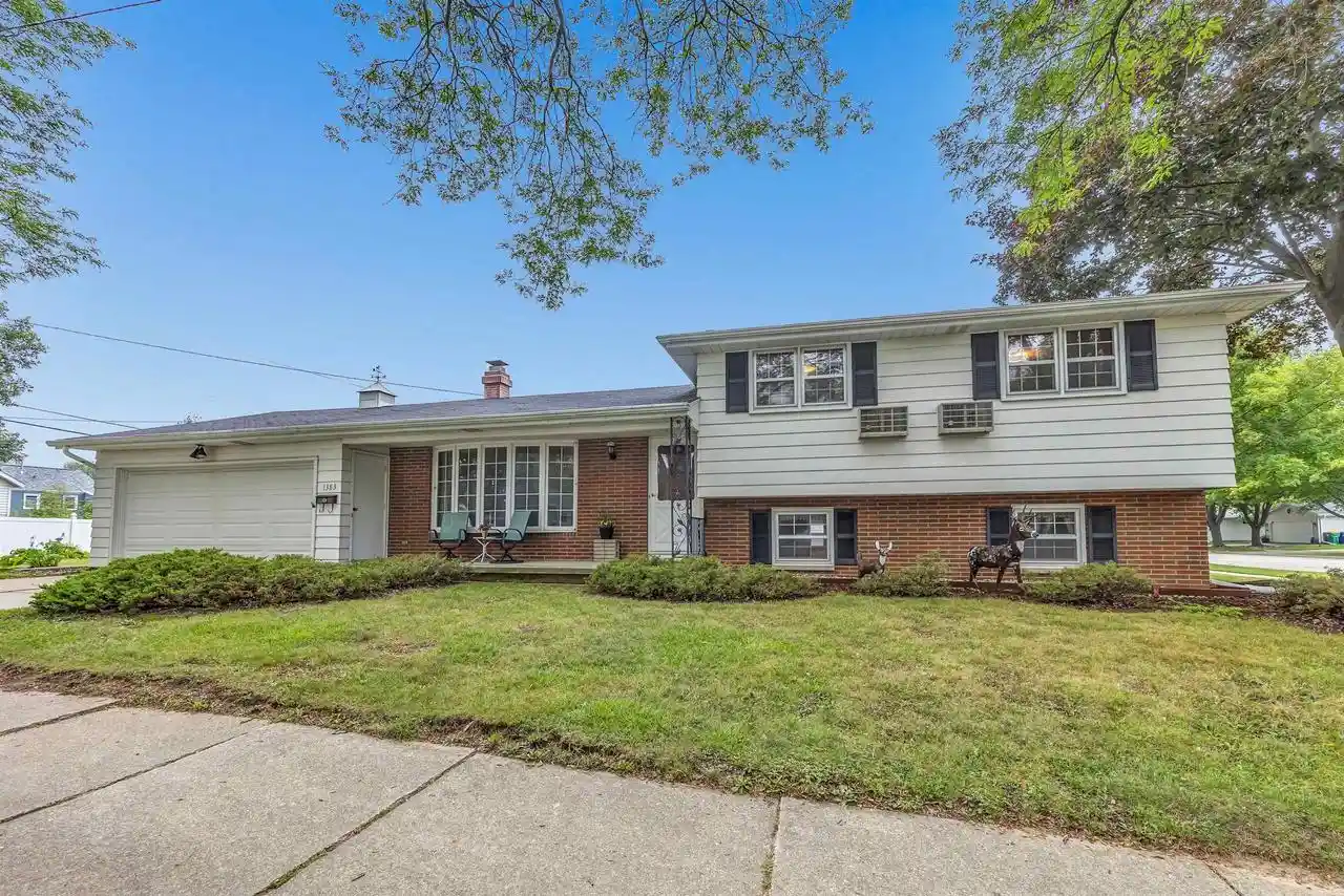Photo 1 of Single family home for sale at 1383 Minahan Street Street, Green Bay, WI 54303 | MLS# 50331010 | Listing updated on 2026-09-04
