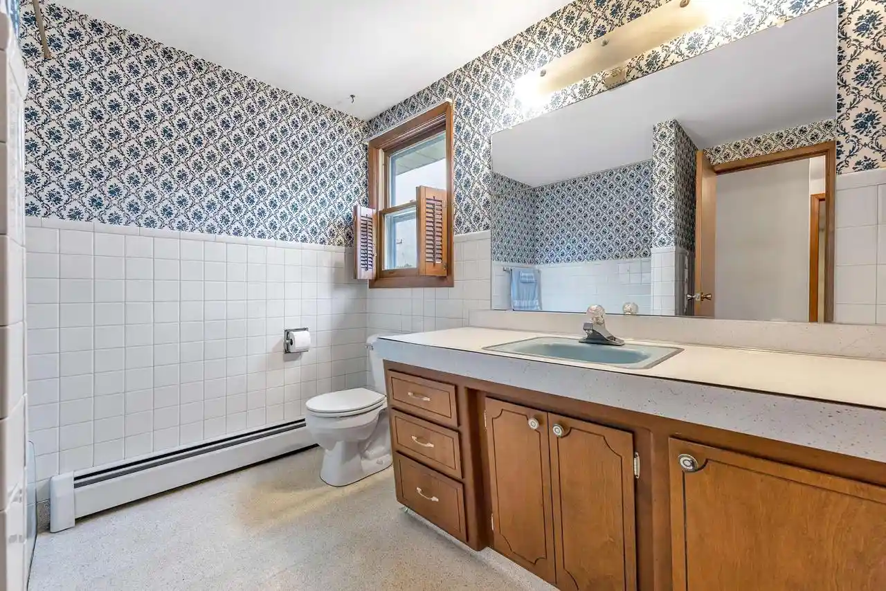 Photo 2 of Single family home for sale at 1383 Minahan Street Street, Green Bay, WI 54303 | MLS# 50331010 | Listing updated on 2026-09-04