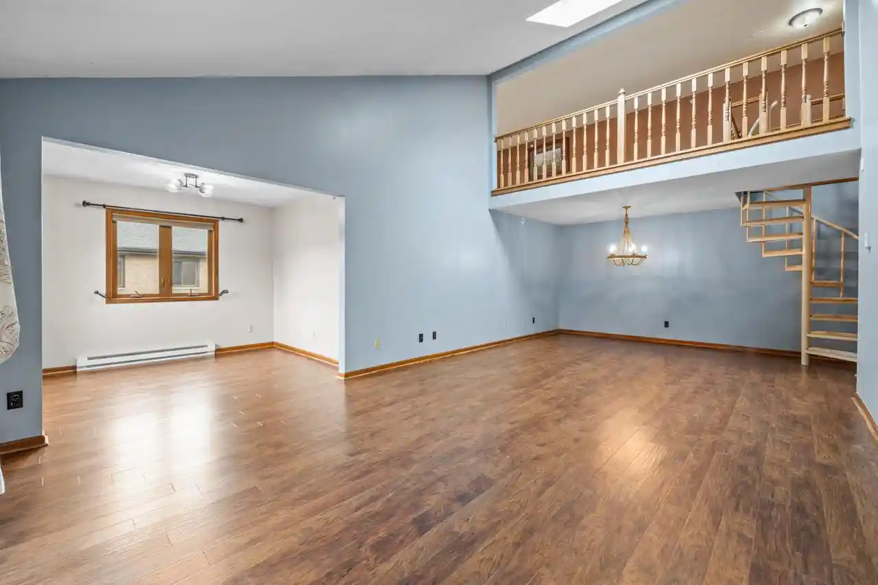 45th image of 530 N Silverbrook Dr Dr #327, West Bend, WI 53090 | MLS# 1976223