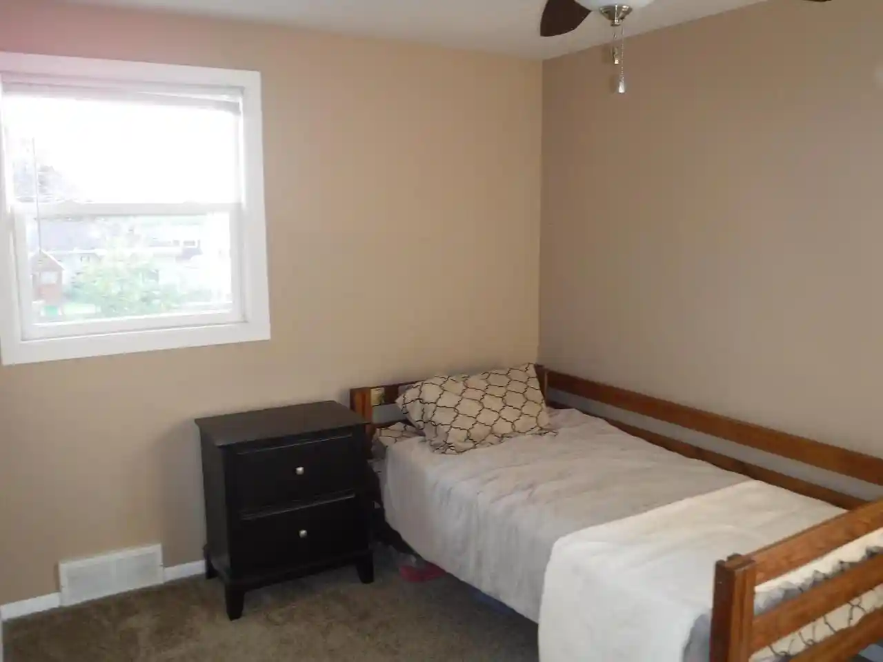 2nd image of 1708 Nagle Avenue Avenue, Manitowoc, WI 54220 | MLS# 1976218