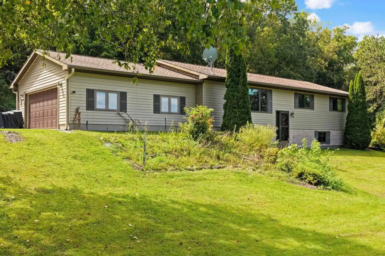 Photo 1 of Single family home for sale at 784 Helgerson St, Ferryville, WI 54628 | MLS# 2030514 | Listing updated on 2026-09-09