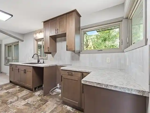 2nd image of 900 S Adams Avenue Avenue, Marshfield, WI 54449 | MLS# 22603942