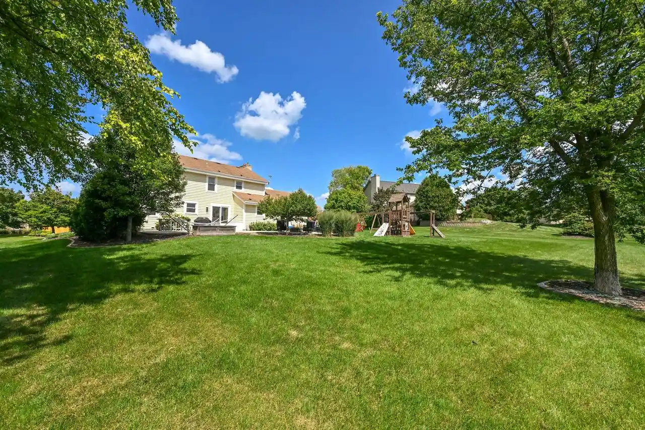 Photo 2 of Single family home for sale at N108W15219 Bel Aire Lane Lane, Germantown, WI 53022 | MLS# 1976232 | Listing updated on 2026-09-29