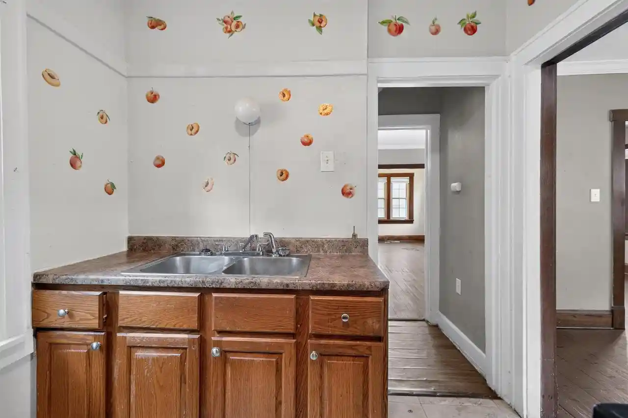 16th image of 2639 N Hubbard Street Street, Milwaukee, WI 53212 | MLS# 1976222