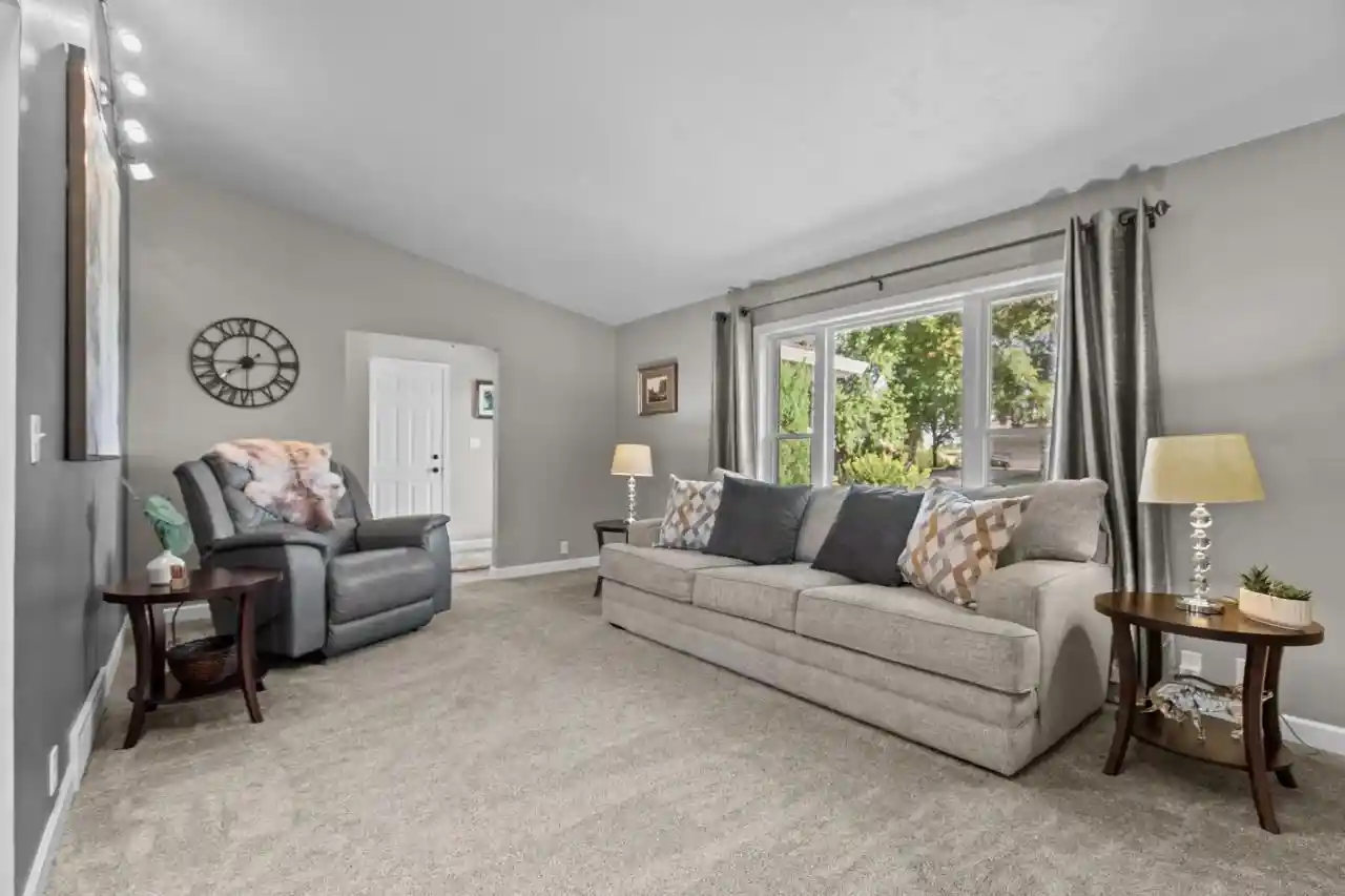4th image of 5771 St Ives Road Road, Oshkosh, WI 54904 | MLS# 50330999