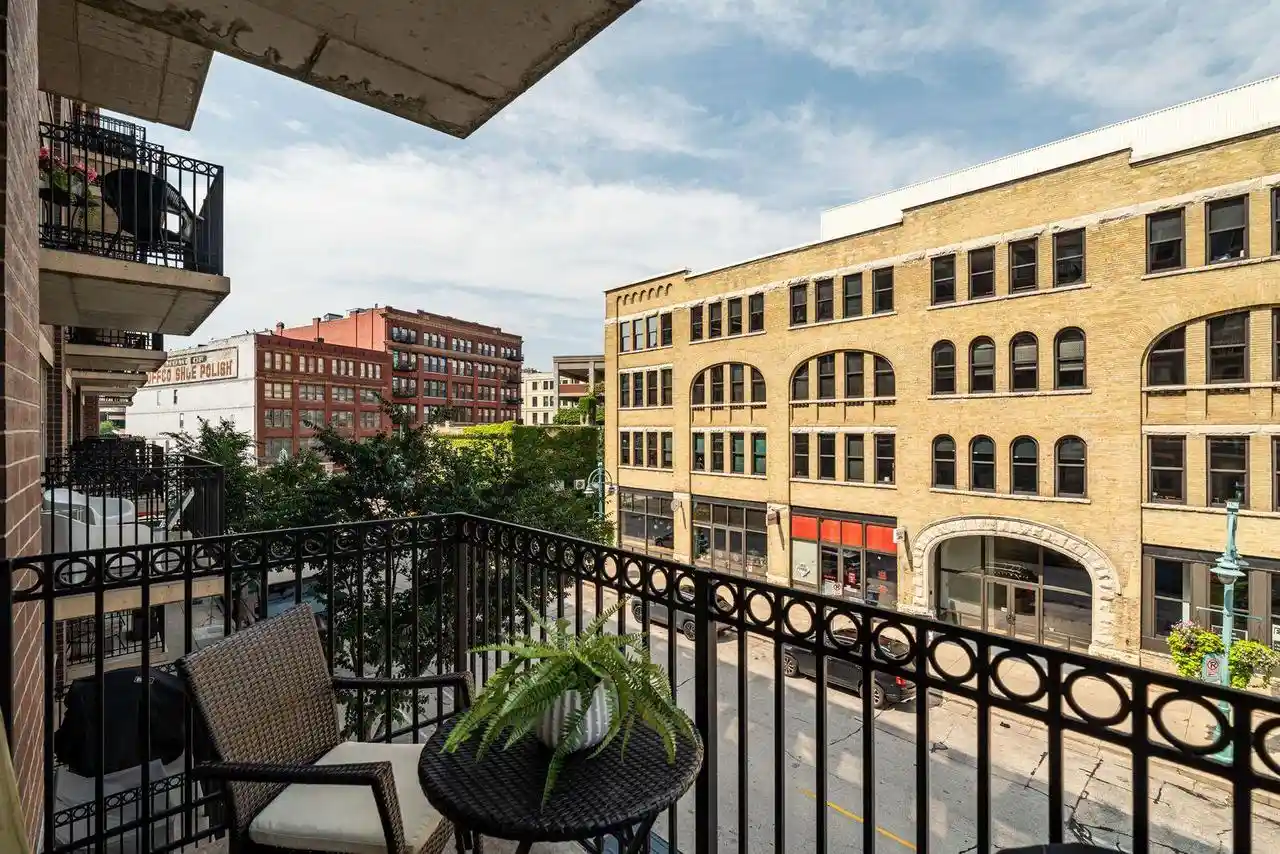 3rd image of 102 N Water St St, Milwaukee, WI 53202