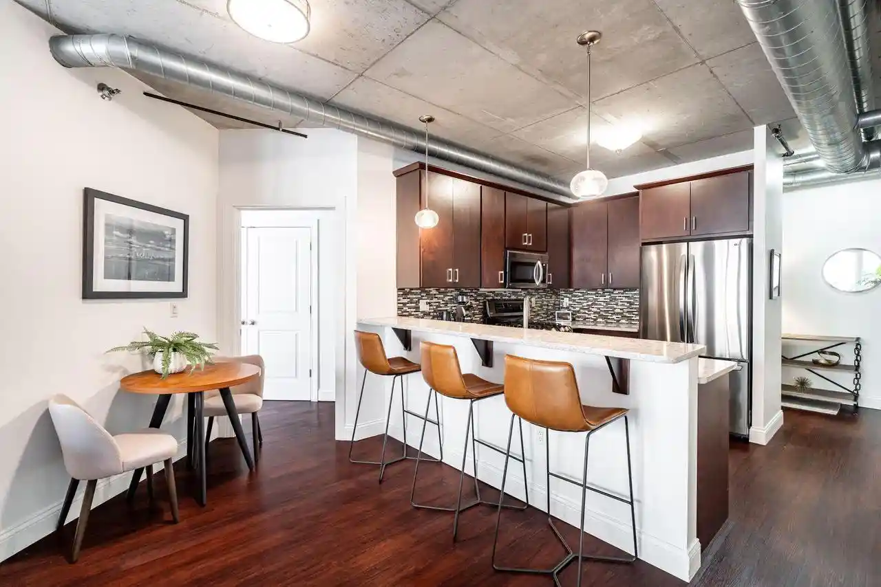 5th image of 102 N Water St St, Milwaukee, WI 53202