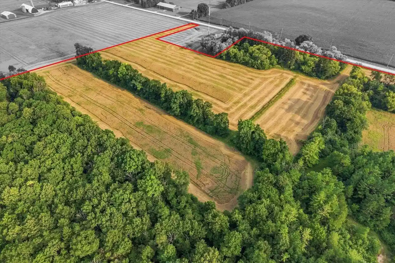 2nd image of 2322 Rusco Dr Dr, West Bend, WI 53095 | MLS# 2030516
