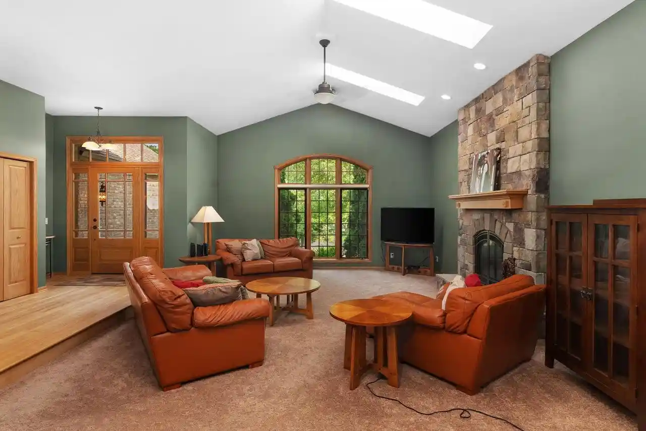 Photo 3 of Single family home for sale at 10 Vienna Circle Circle, Madison, WI 53718 | MLS# 2030502 | Listing updated on 2026-09-15