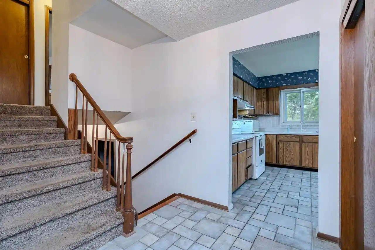 Photo 3 of Single family home for sale at 707 Country Club Road Road, Schofield, WI 54476 | MLS# 22603944 | Listing updated on 2026-09-23