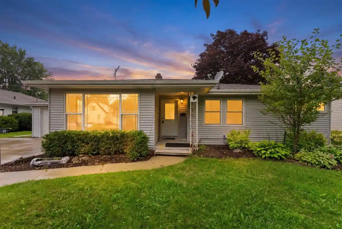 1st image of 319 Parker Avenue Avenue, Algoma, WI 54201 | MLS# 50331008