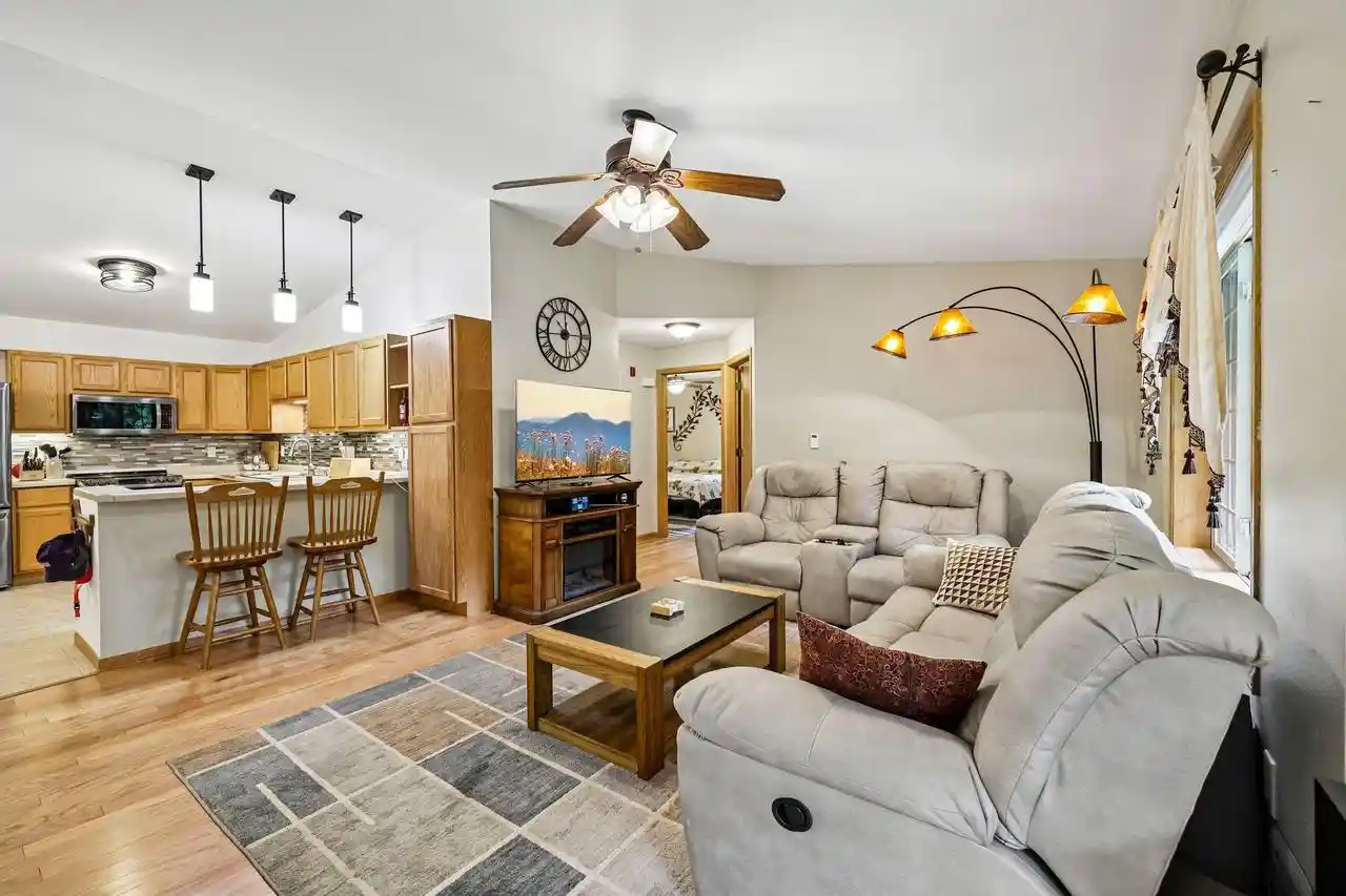 2nd image of 347 Starkweather Dr Dr, Beaver Dam, WI 53916 | MLS# 2030523