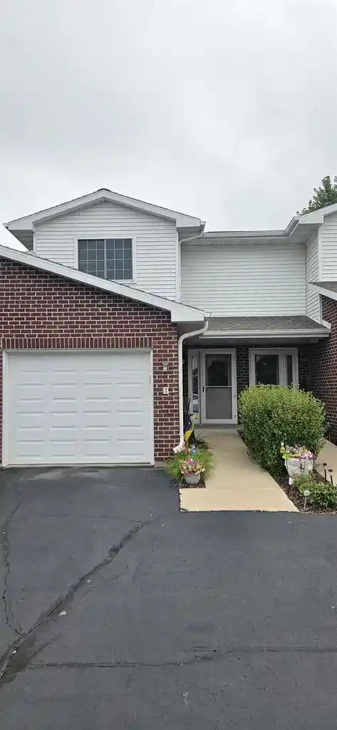 Condo for sale at 1903 Riverside Dr Dr #B, Suamico, WI 54313 | MLS# 50331030