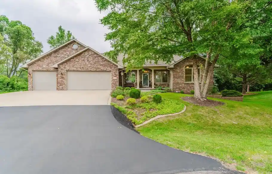 1st image of 4130 Twilight Court Court, Oshkosh, WI 54904 | MLS# 50330990