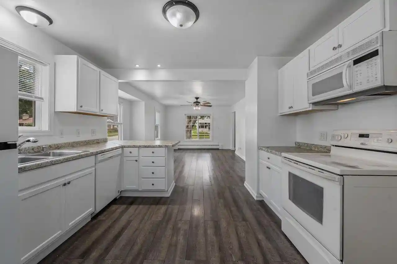 35th image of 304 Jacob Street Street, Green Bay, WI 54302 | MLS# 50331013
