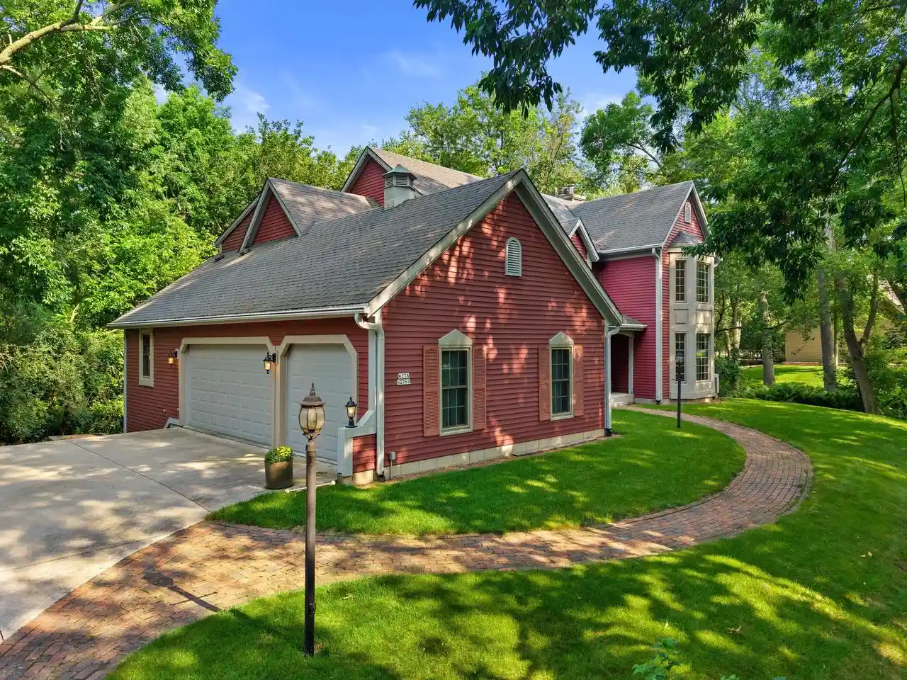 1st image of W278n2760 Rocky Point Road Road, Pewaukee, WI 53072 | MLS# 1976241