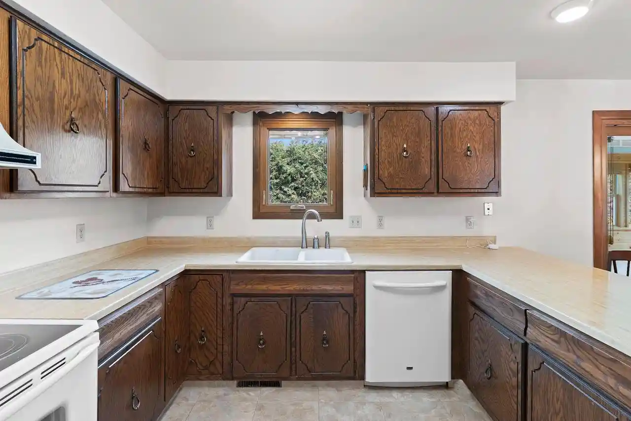 5th image of 24 S Baraboo Avenue Avenue, Sturgeon Bay, WI 54235 | MLS# 50331031