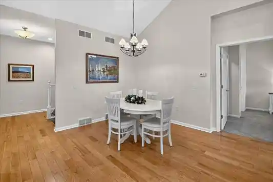 3rd image of 605 Samuel Dr Dr, Madison, WI 53717 | MLS# 2030535