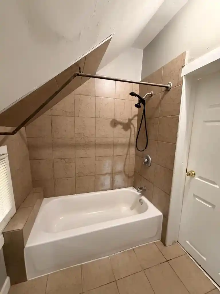 3rd image of 1623 Maple Street Street, Racine, WI 53404 | MLS# 1976247