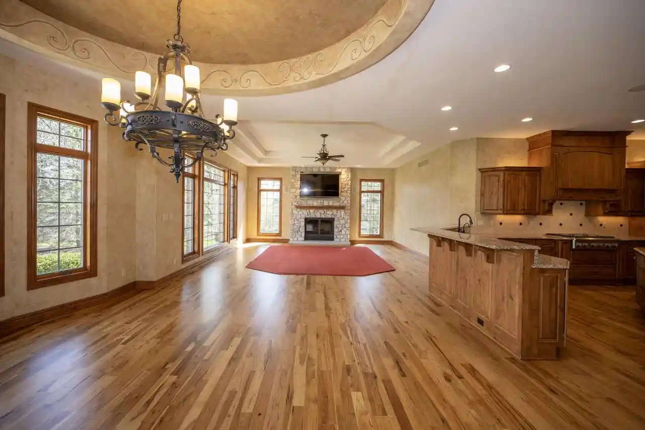 2nd image of 1512 W County Line Road Road, Mequon, WI 53092 | MLS# 1976256