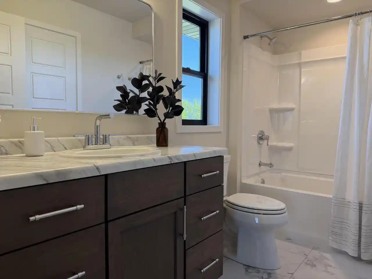2nd image of 2853 Granite Court Court, Sheboygan, WI 53081 | MLS# 1976262