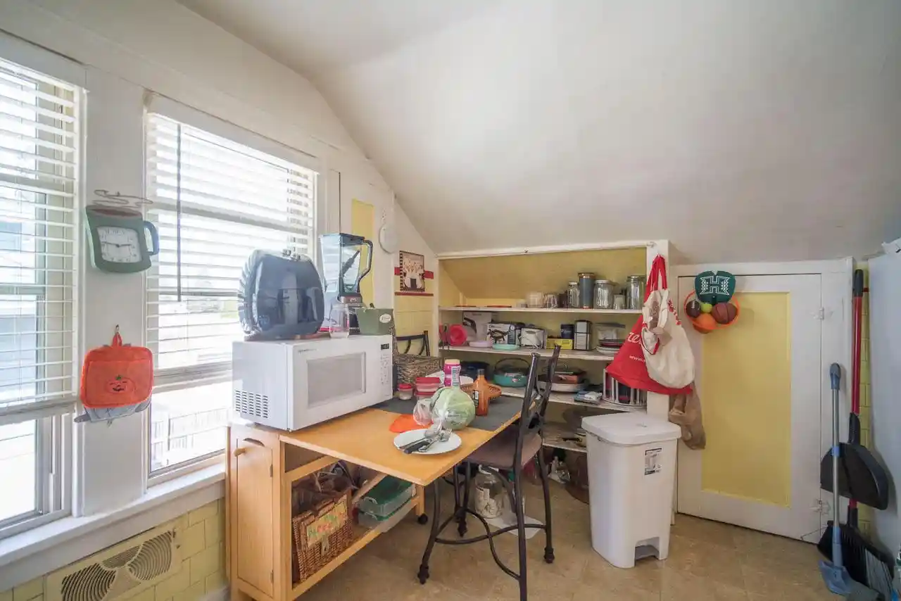 3rd image of 2172 S 84th St St, West Allis, WI 53227