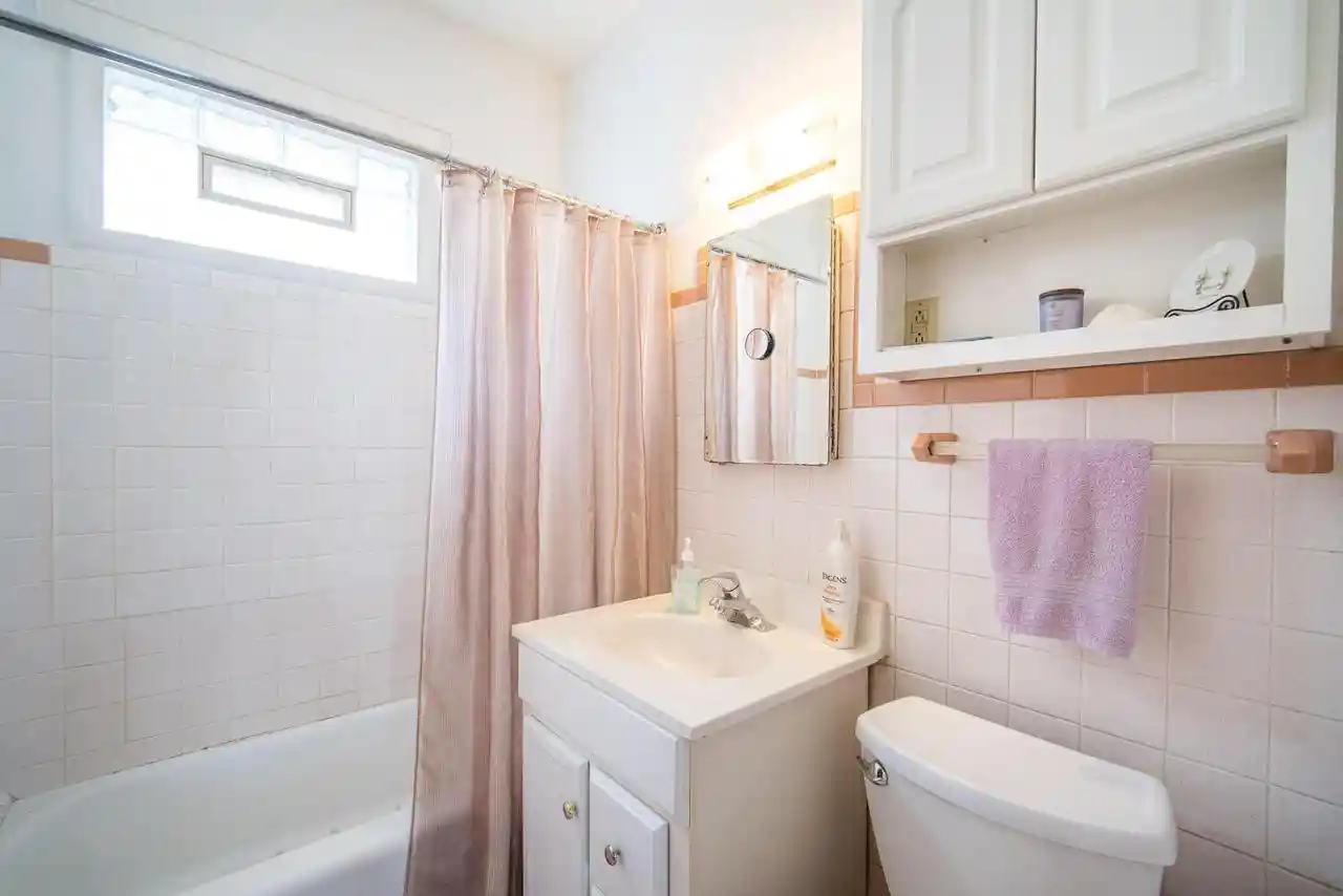 2nd image of 2172 S 84th St St, Milwaukee, WI 53227