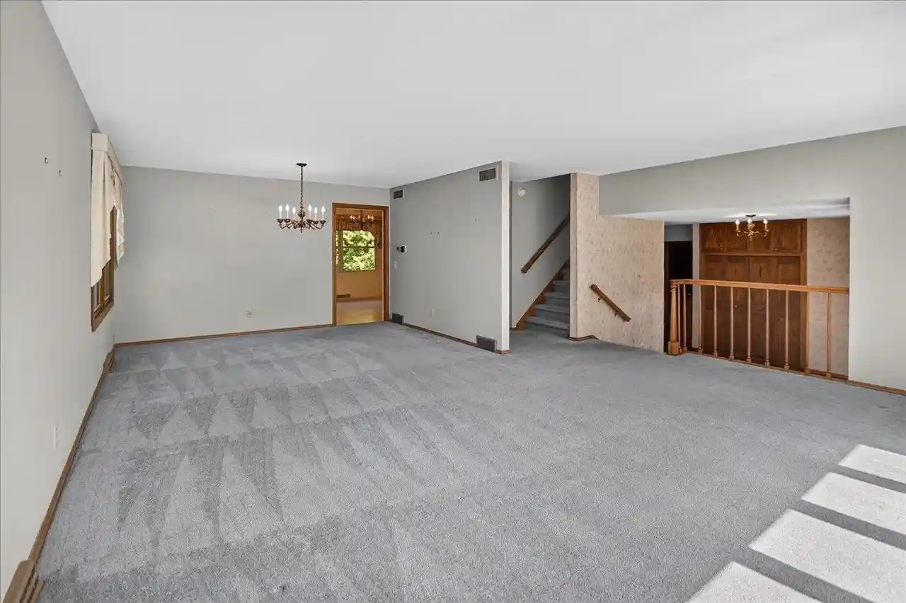 Photo 3 of Single family home for sale at 6318 Keelson Dr, Madison, WI 53705 | MLS# 2030545 | Listing updated on 2026-09-11