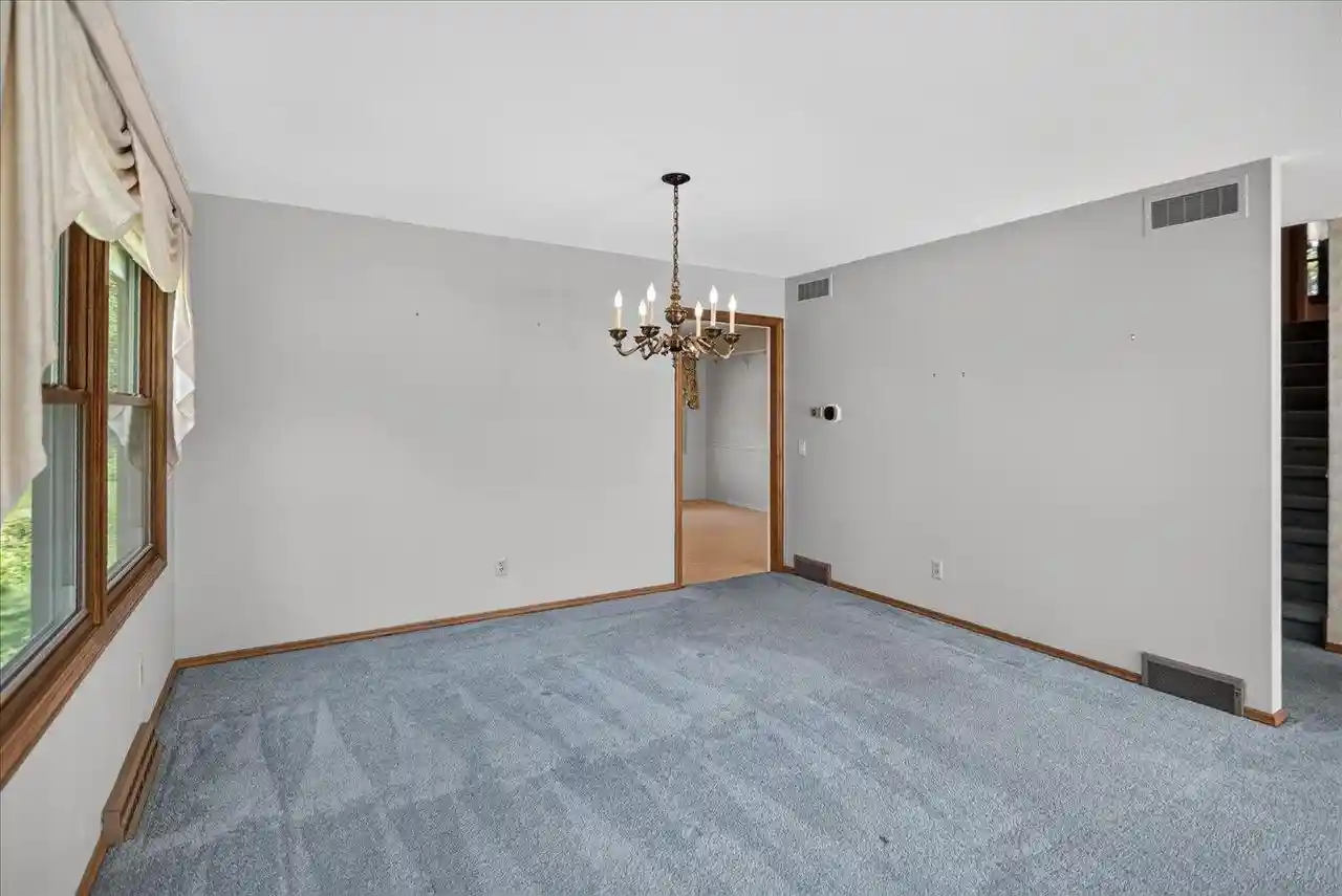 Photo 3 of Single family home for sale at 6318 Keelson Dr, Madison, WI 53705 | MLS# 2030545 | Listing updated on 2026-09-11
