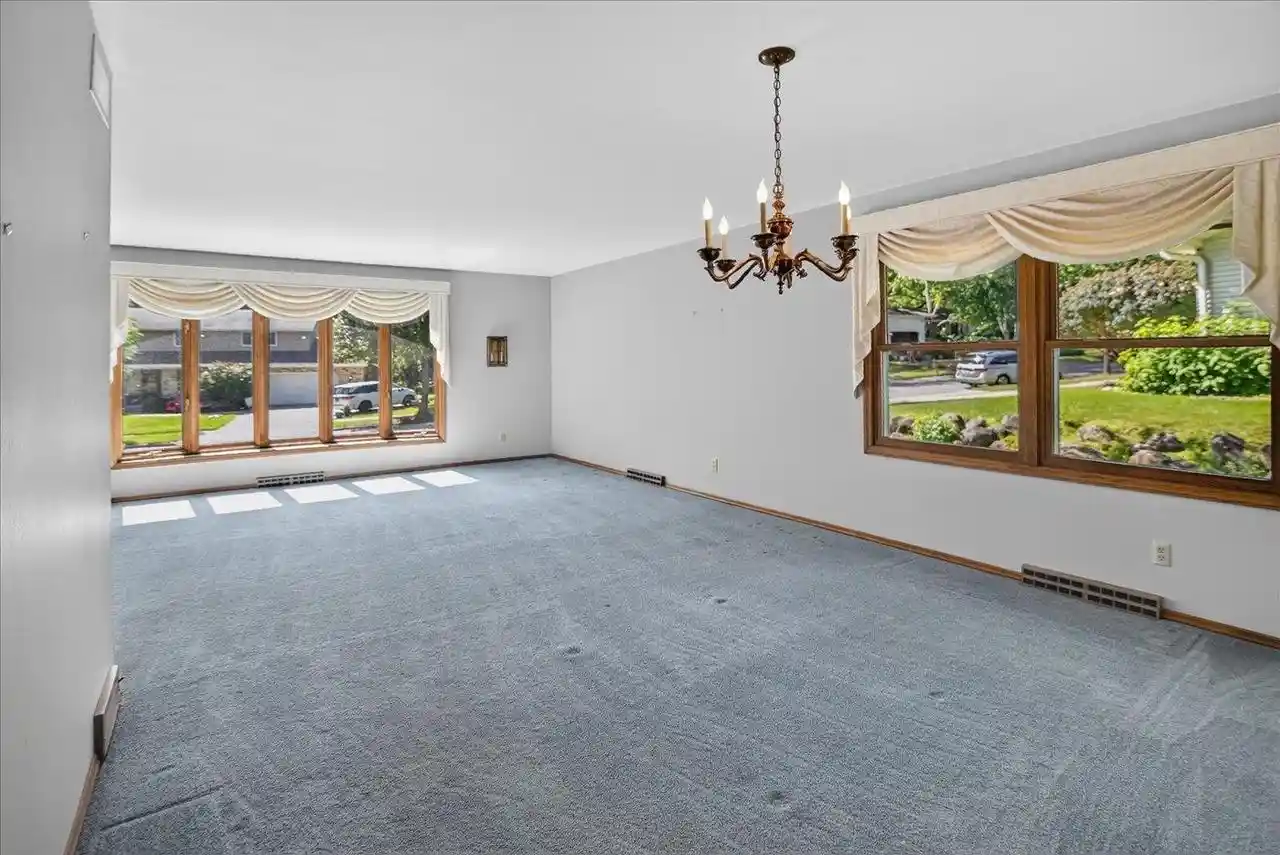 Photo 4 of Single family home for sale at 6318 Keelson Dr, Madison, WI 53705 | MLS# 2030545 | Listing updated on 2026-09-11