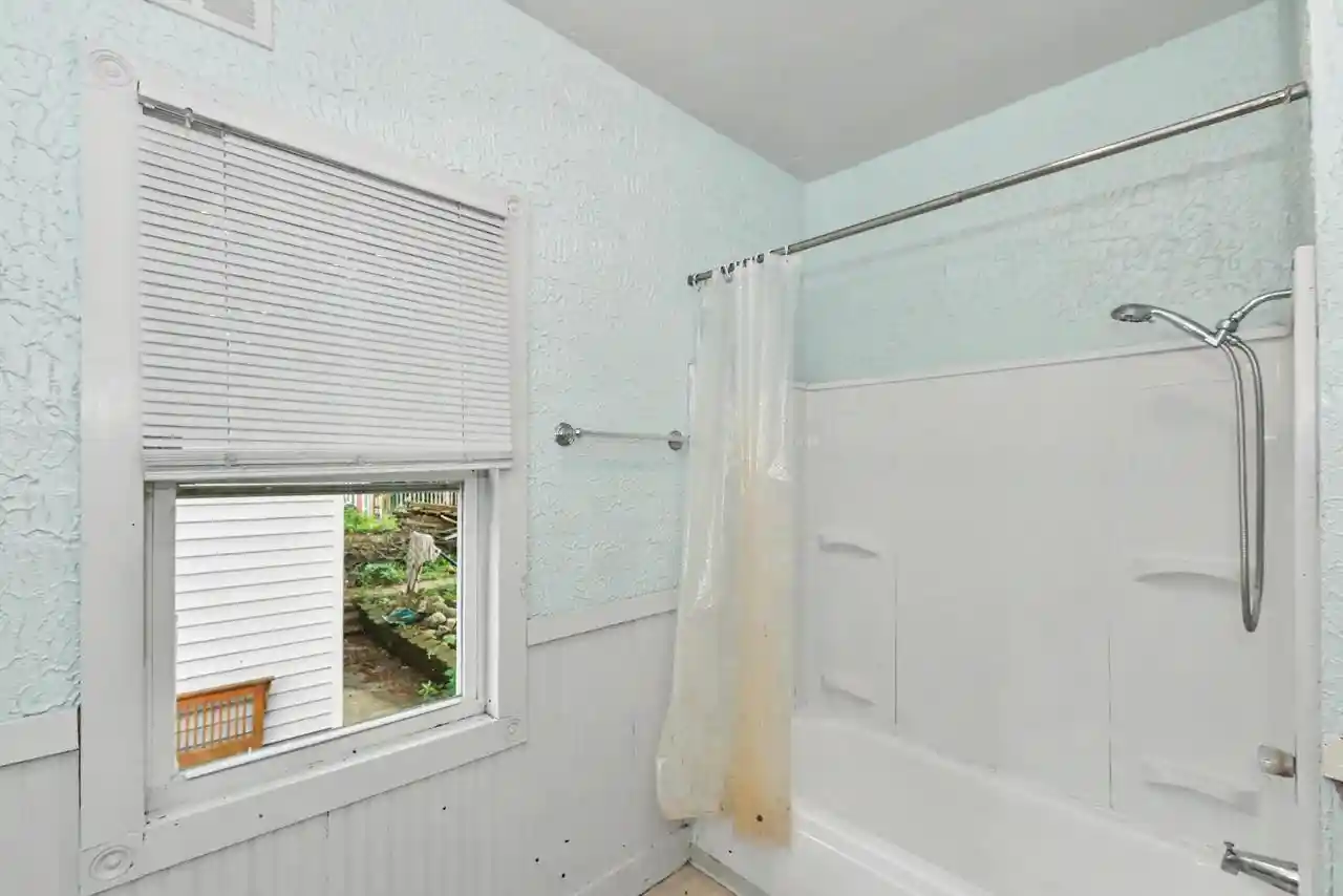3rd image of 2631 N Booth Street Street, Milwaukee, WI 53212 | MLS# 1976275