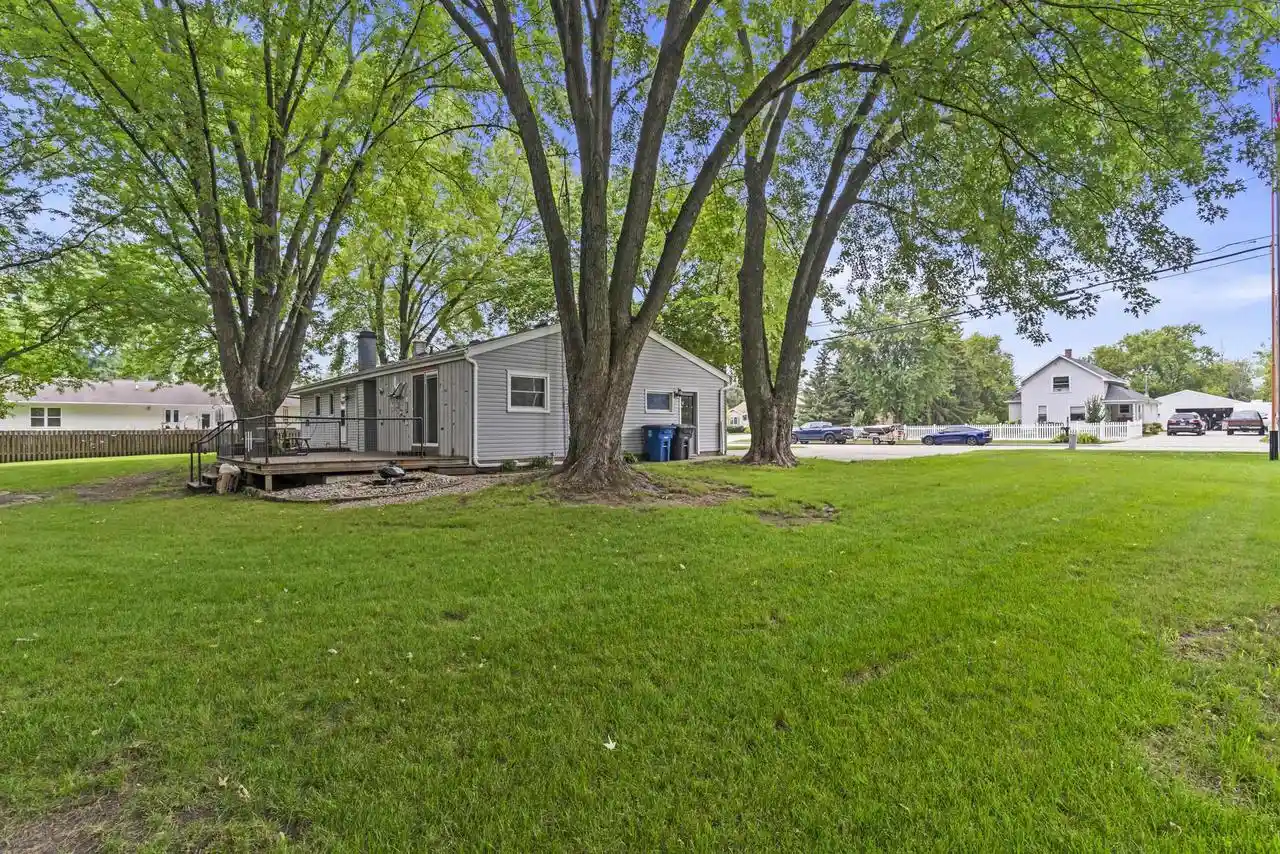 4th image of 2899 W 9Th Avenue Avenue, Oshkosh, WI 54904 | MLS# 50331006