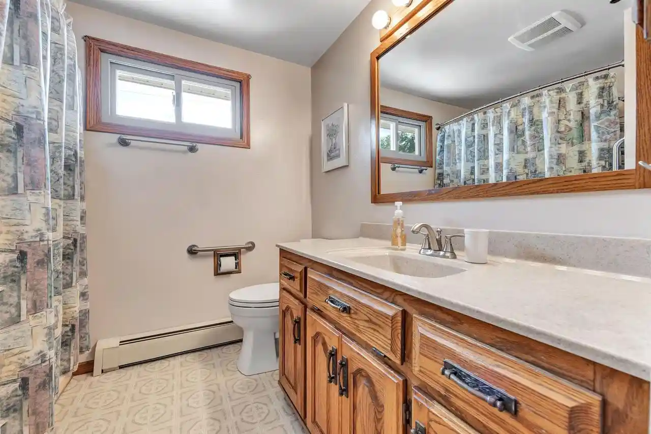 Photo 3 of Single family home for sale at 1857 Bond Street Street, Green Bay, WI 54303 | MLS# 50331058 | Listing updated on 2026-08-18