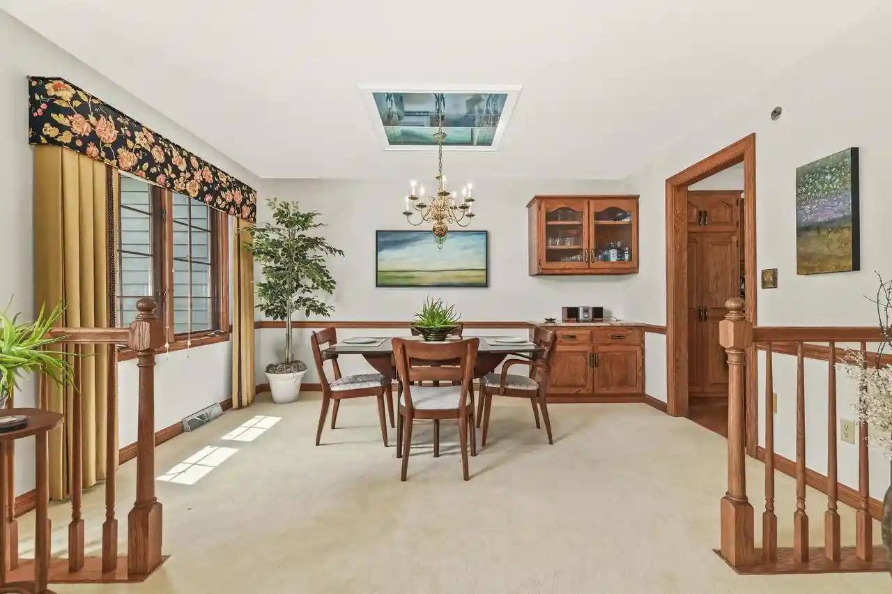 5th image of 665 Machenry Cir Cir, Brookfield, WI 53045